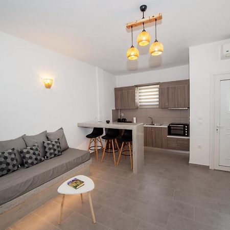 Litmus Apartment Fira  Exterior photo