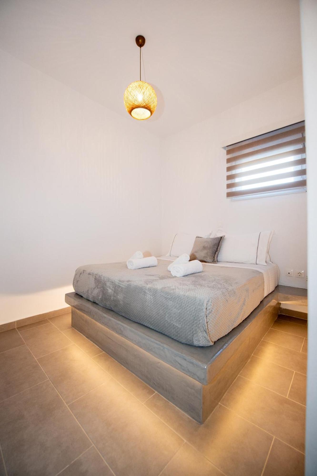 Litmus Apartment Fira  Exterior photo