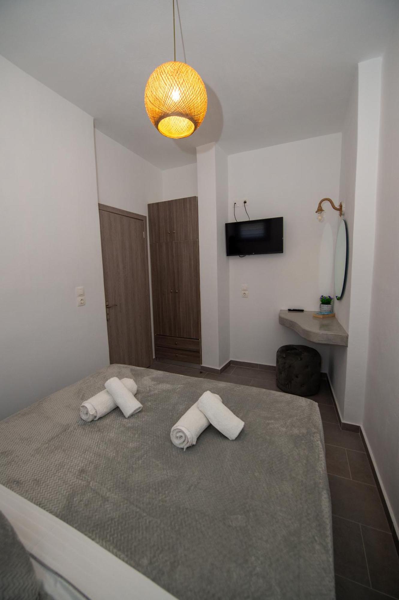 Litmus Apartment Fira  Exterior photo