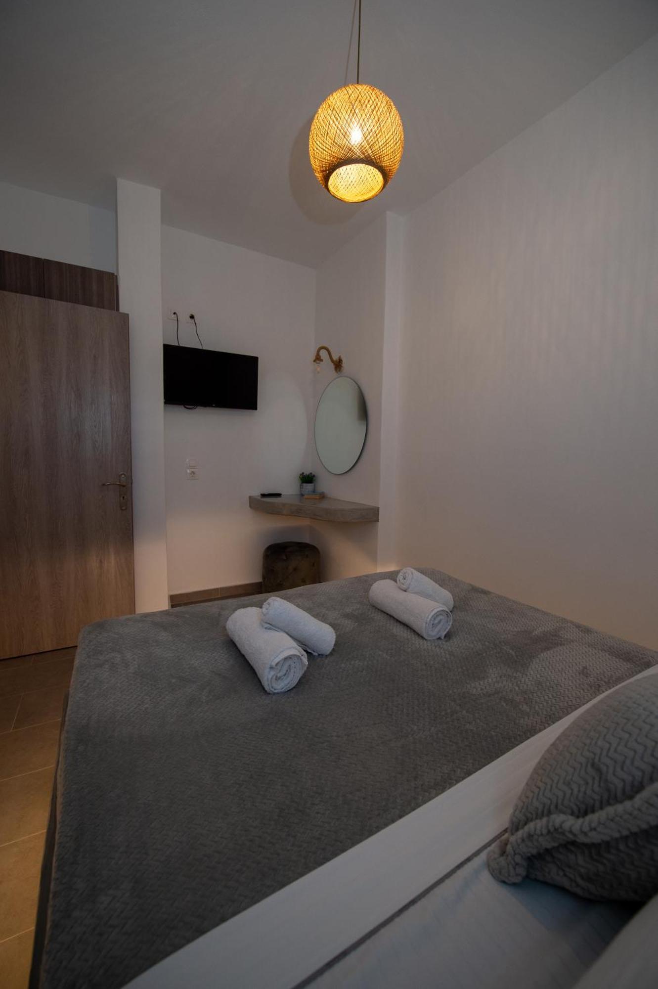 Litmus Apartment Fira  Exterior photo